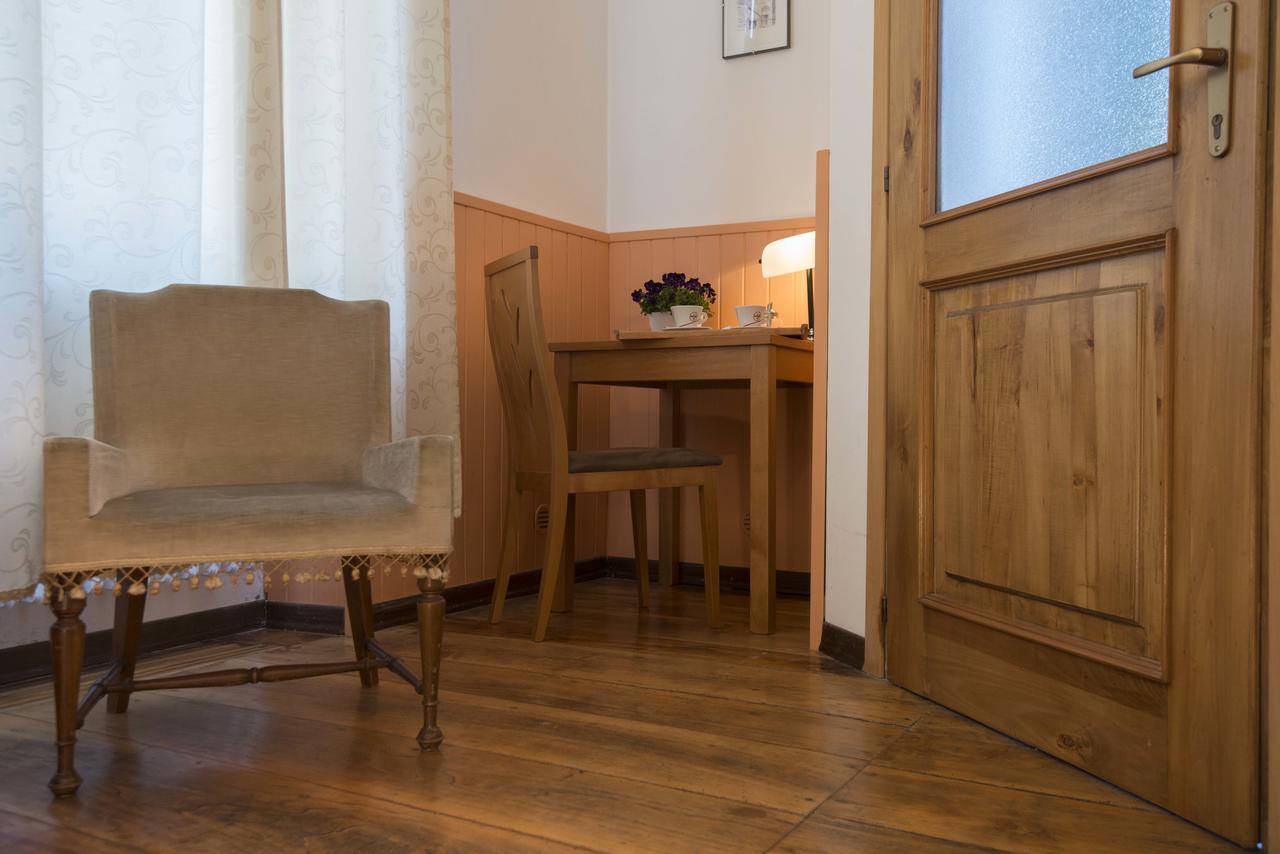 Foresteria Valdese Hotel Torre Pellice Eksteriør billede