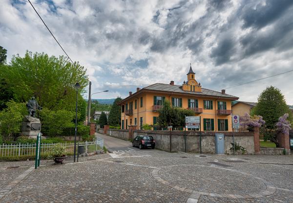 Foresteria Valdese Hotel Torre Pellice Eksteriør billede